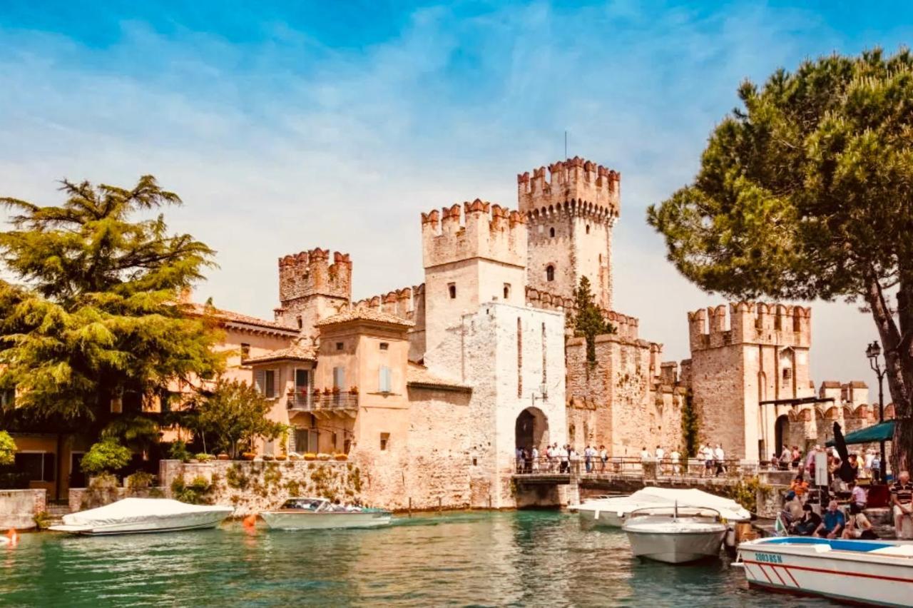 Boutique Hotel Sirmione Bagian luar foto