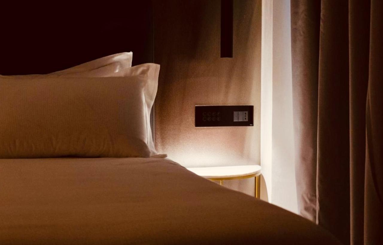 Boutique Hotel Sirmione Bagian luar foto