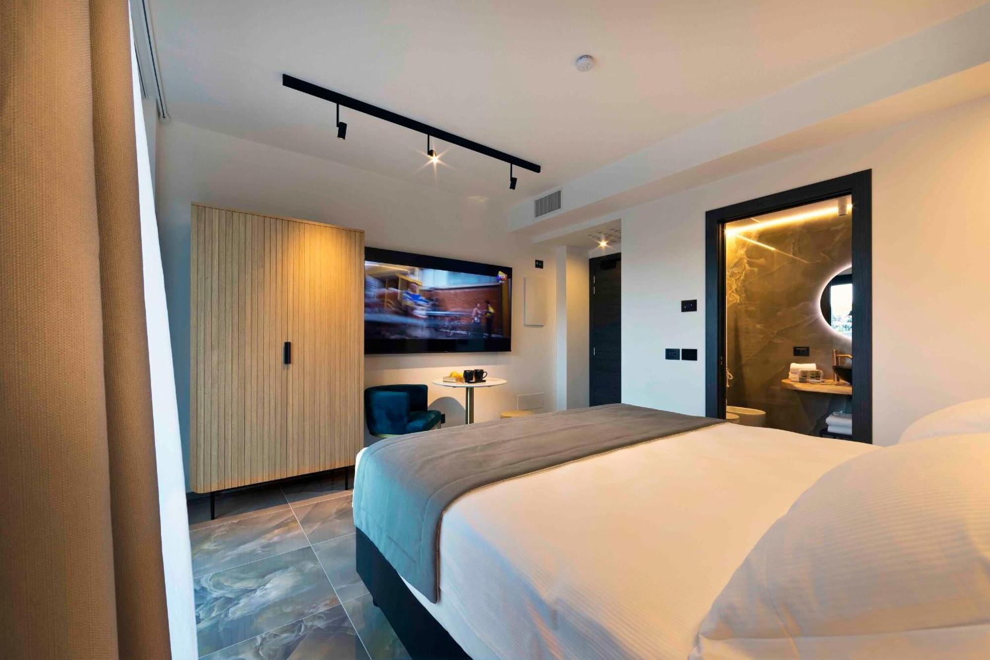 Boutique Hotel Sirmione Bagian luar foto
