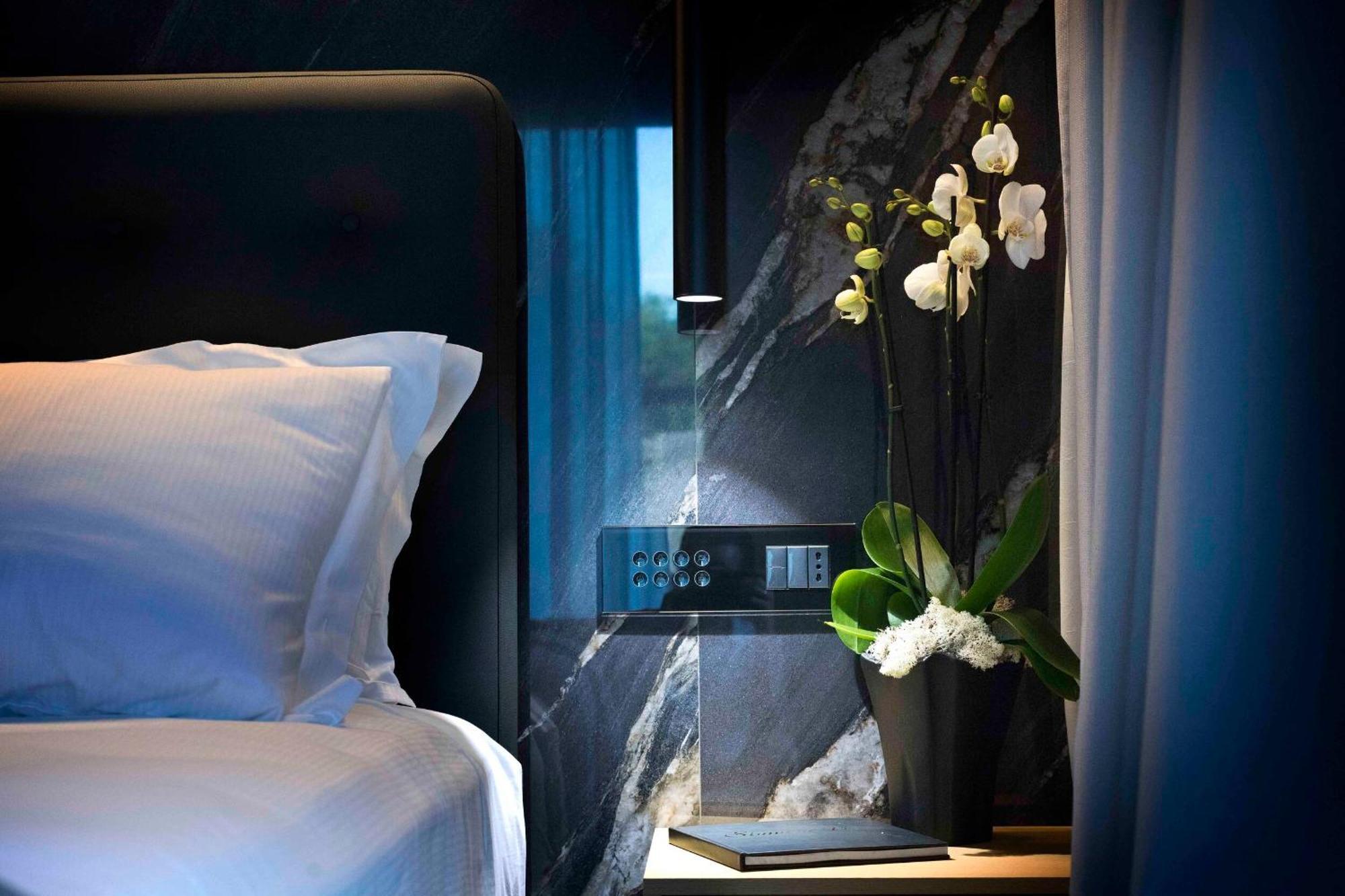 Boutique Hotel Sirmione Bagian luar foto