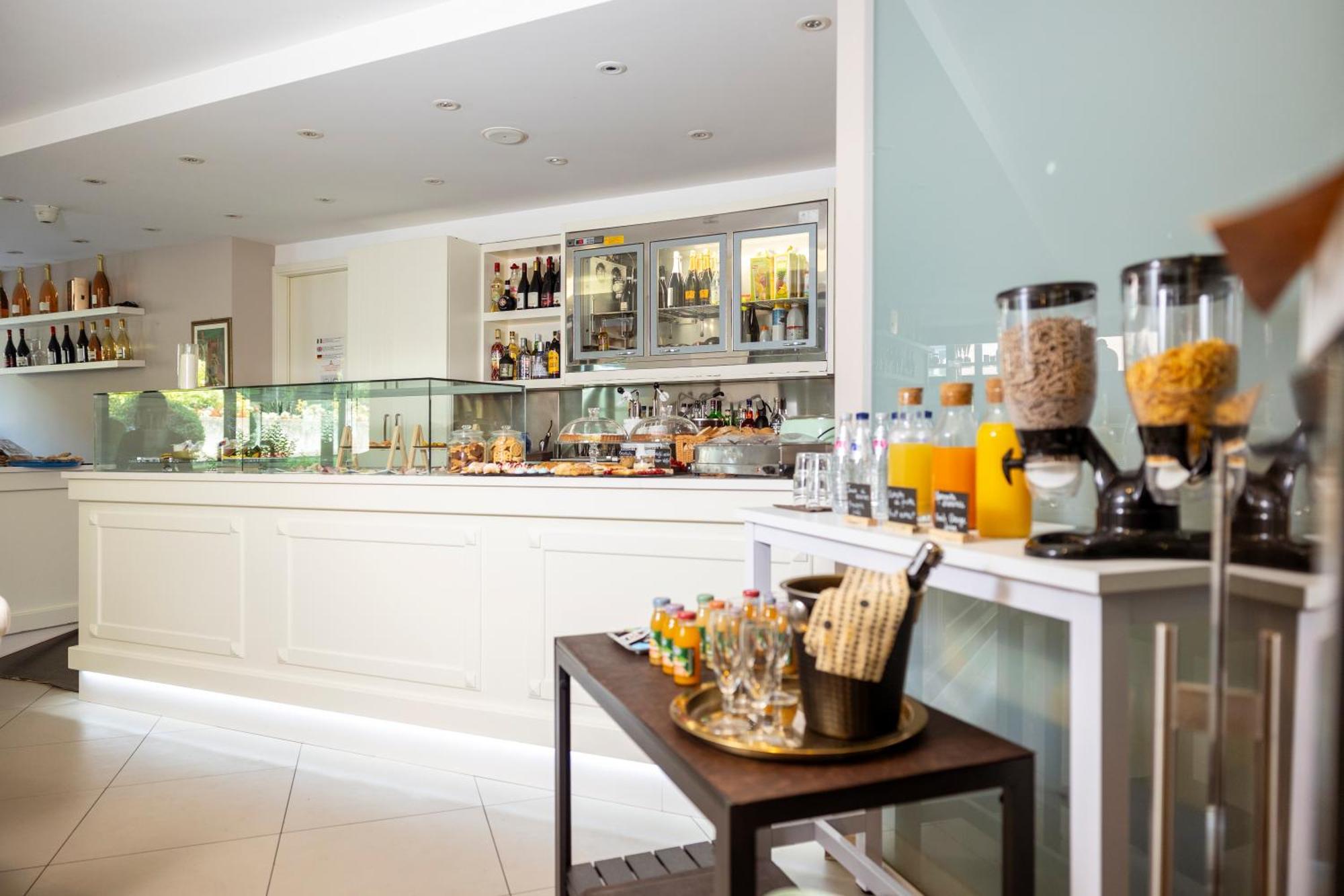 Boutique Hotel Sirmione Bagian luar foto